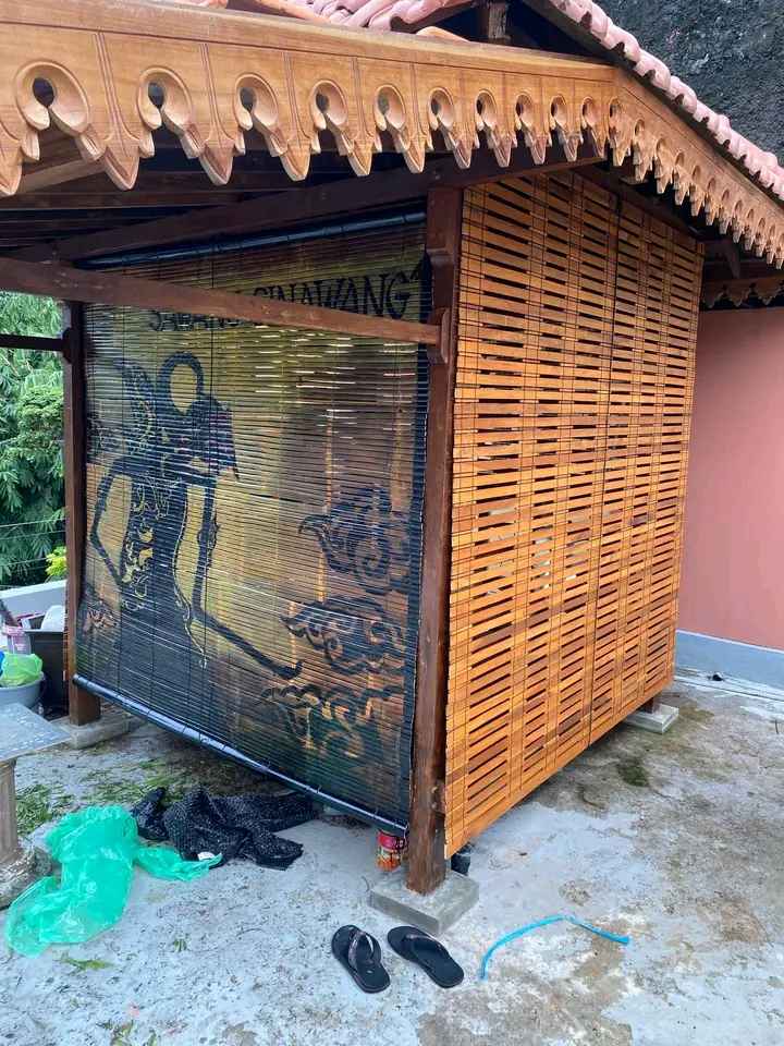 Tirai Kayu Ulin